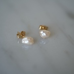 琵琶パール　シンプルピアス　14kgf
