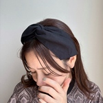 ワイヤー入りヘアバンド（定番の黒）chika