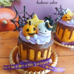 ハロウィンケーキとケーキポップス（紫カボチャクリーム）　フェイクスイーツ　クレイケーキ　インテリア　ハロウィン　食品サンプル　オブジェ　マスコット
