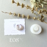 E０８