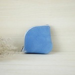 【アウトレット品】青い夏の空のような夏空ブルー　小ぶりな割にたっぷり入るコインケース