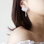 ブライダルイヤリング 結婚式 フラワーアクセサリー フラワーピアス  前撮り 大ぶりイヤリング 大ぶりピアス ウェディング ブライダルアクセサリー 花びらイヤリング #49