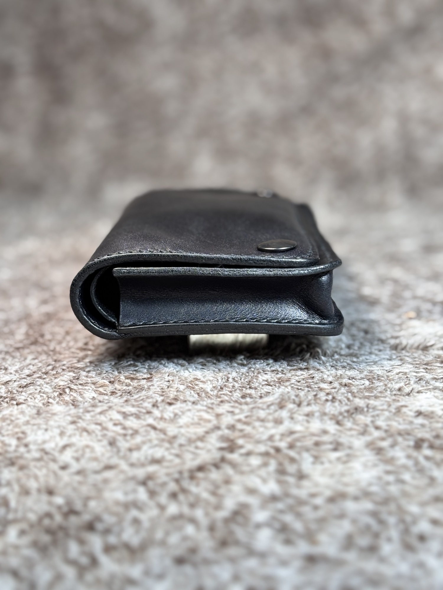 ◎柔らかい二つ折り.スムース革シャグポーチ◎ - Jarikoikstory