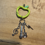 Mrs.GREENAPPLE モチーフキーホルダー