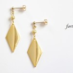 ひし形メタルピアス・イヤリング可