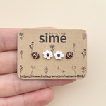 new‼︎ もっと！　小粒な手描きのお花柄　ラベンダー　ピンク　小さい　ミニ　sime ピアス　ラッピング無料　サージカルステンレス　イヤリング　対応です