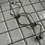 irregular cuff