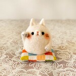 羊毛フェルト　招き猫(白猫)
