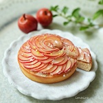 new 🍎タルト・オ・ポム　りんごタルト　ミニチュア小物３点セット