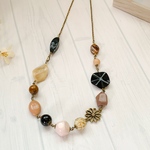 ブラック×ココアブラウンの大人カジュアルネックレス