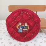 丸いポーチ　クリスマスB 