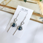 個性的ロングピアス　ラメ　グリッター　黒　ブラック　揺れる　結び