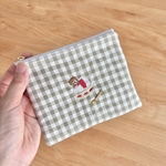 こぐまのくっくとショートケーキ　刺繍ミニポーチ