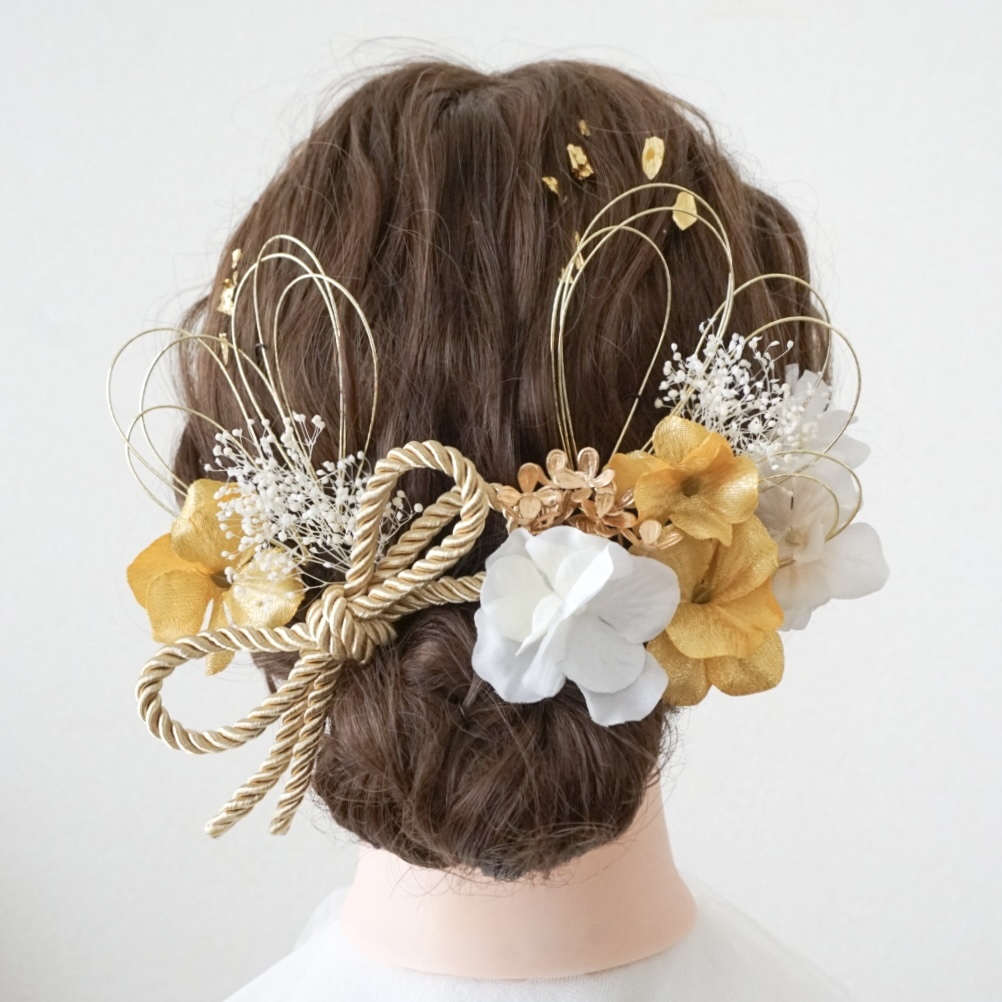 成人式 髪飾り❁︎❤︎ ufufu 成人式 卒業式 結婚式 髪飾り 専門店 - 作品一覧 | minne