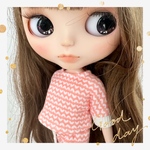 ★ ハート♡がいっぱいのクロップドTシャツ