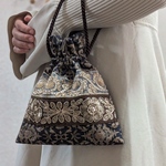 ✧ Arabian Night シリーズ✧ 巾着ポーチ インド刺繍 ダマスク柄 刺繍ポーチ ブラウン