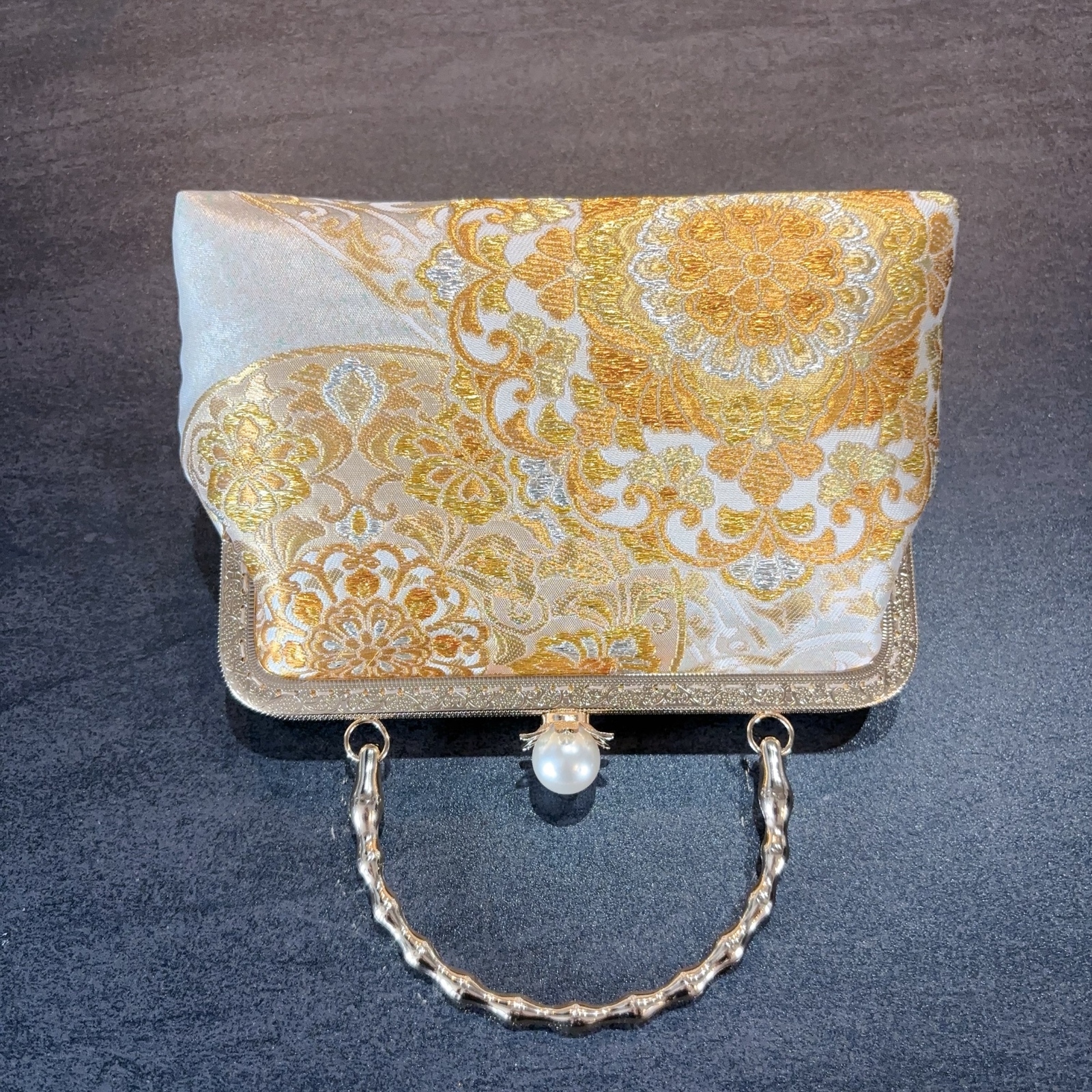 9月新作日本の奥ゆかしい伝統色源氏鼠色、、格の高い華紋柄