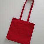 肩掛け出来る帆布のトートバッグ　赤色