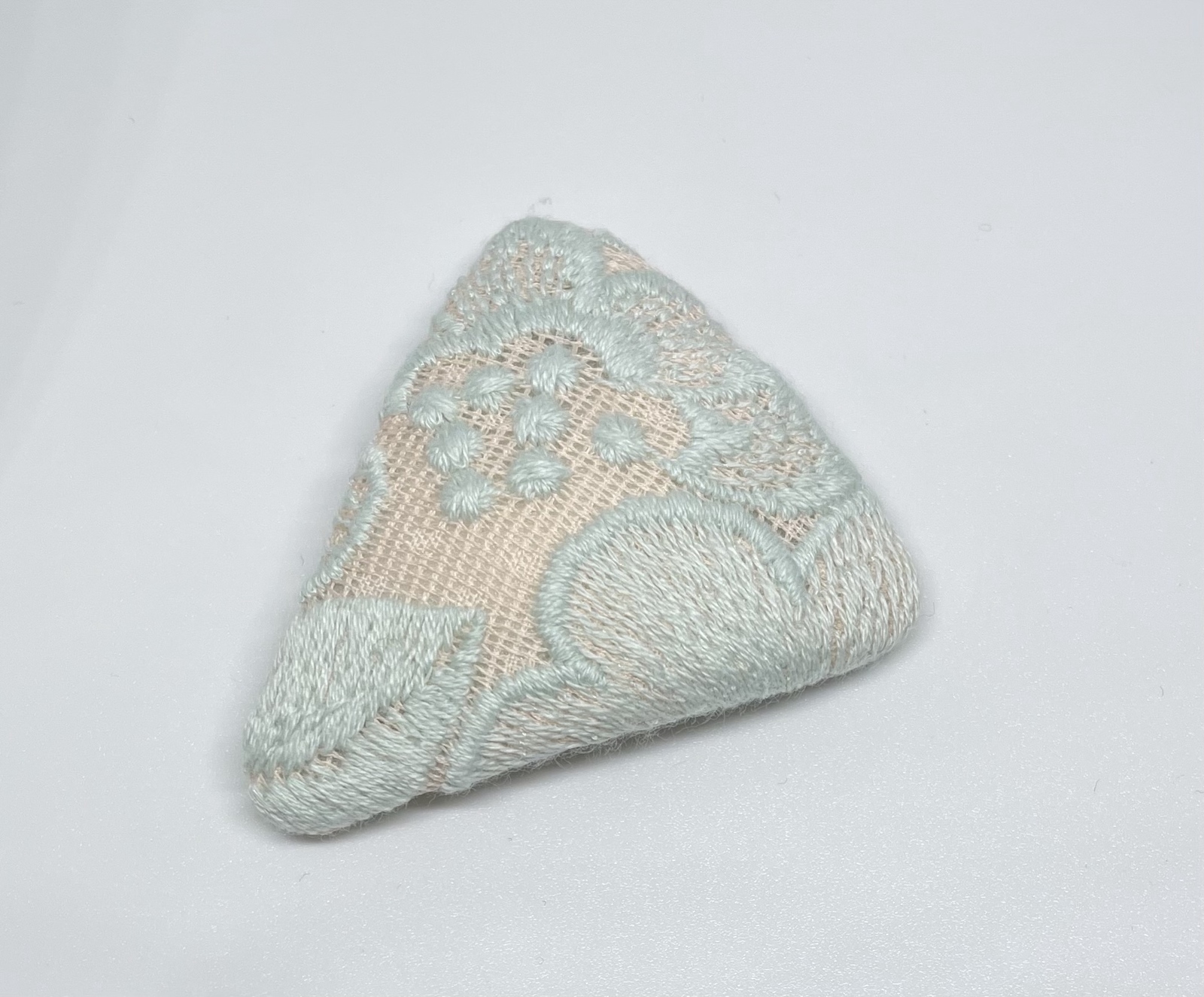 ミナペルホネン ブローチ 鳥 - rabbit-bani | minne byGMOペパボ 国内