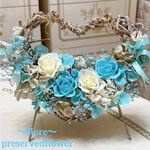 【送料無料、ラッピング込み】ハート型かご✨ミックスバラプリザアレンジ✨ラッピングのまま飾れます