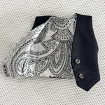 ★新作★ 黒とペーズリーのベスト　リバーシブル