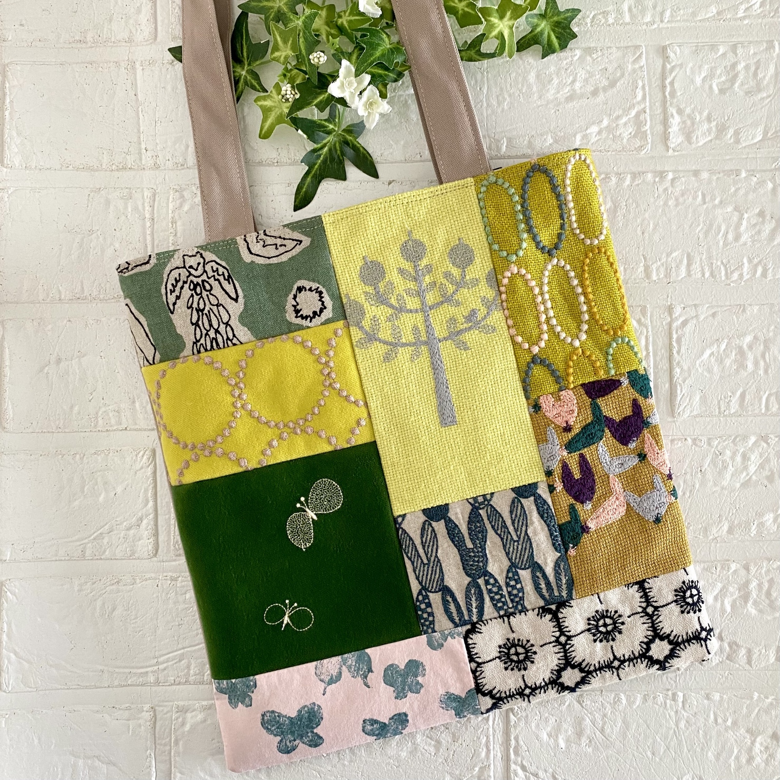 【再販】　ミナペルホネン　アネモネ　オーガナイザー　minaperhonen 再販ミナペルホネン オーガナイザー minaperhonen アネモネ mina