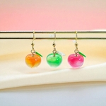 【再販】🍏可愛いりんごの片耳ピアス//イヤリング🍎//猫ちゃんフェイスなし