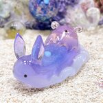 Uo681［メンダコ］宇宙を宿すガラスのウミウシ