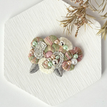 不思議な花 Flower ビーズ刺繍ブローチ