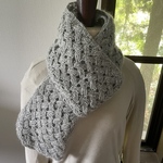 格子模様のマフラー（グレー）