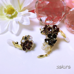 秋の静かな華のイヤーカフ
