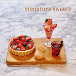 🍓NEW🍓 イチゴタルト＆イチゴパフェセット✨　ミニチュアフード　フェイクスイーツ🍨