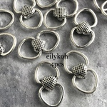 NEW 4個/ シルバー　ヴィンテージ調　ハート　コネクター　チャーム　CH421