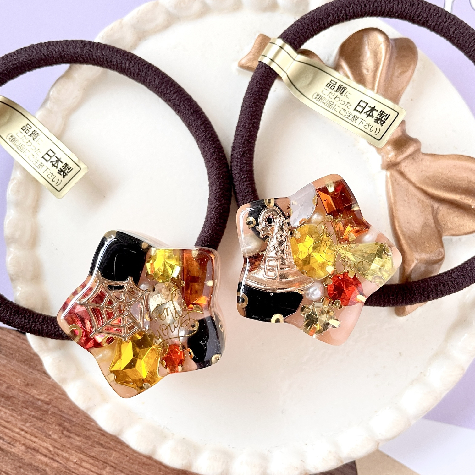 レジン＊くまちゃん Xmas フラワー ヘアゴム⟡.·*. 100均のモールドでレジンヘアゴム❤️ くまちゃん可愛い🐻❤️ くま