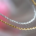 かる～い♪結び糸のネックレス　サージカルステンレス留め具