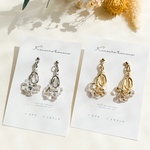 きらめくガラスビーズとしずくチャームのピアスorイヤリング*･:.シルバー✳︎ゴールド ファルファーレ