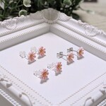 🌸秋桜ひと粒ピアス🌸　選べる金具　①S・ステンレスポスト　②樹脂ポスト　③ノンホールピアス　