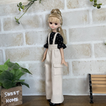 NO,524リカちゃん服　ライトベージュ　サスペンダーカーゴパンツ　黒白ドット　フリルブラウス　オシャレお出かけコーデ　リアルクローズ