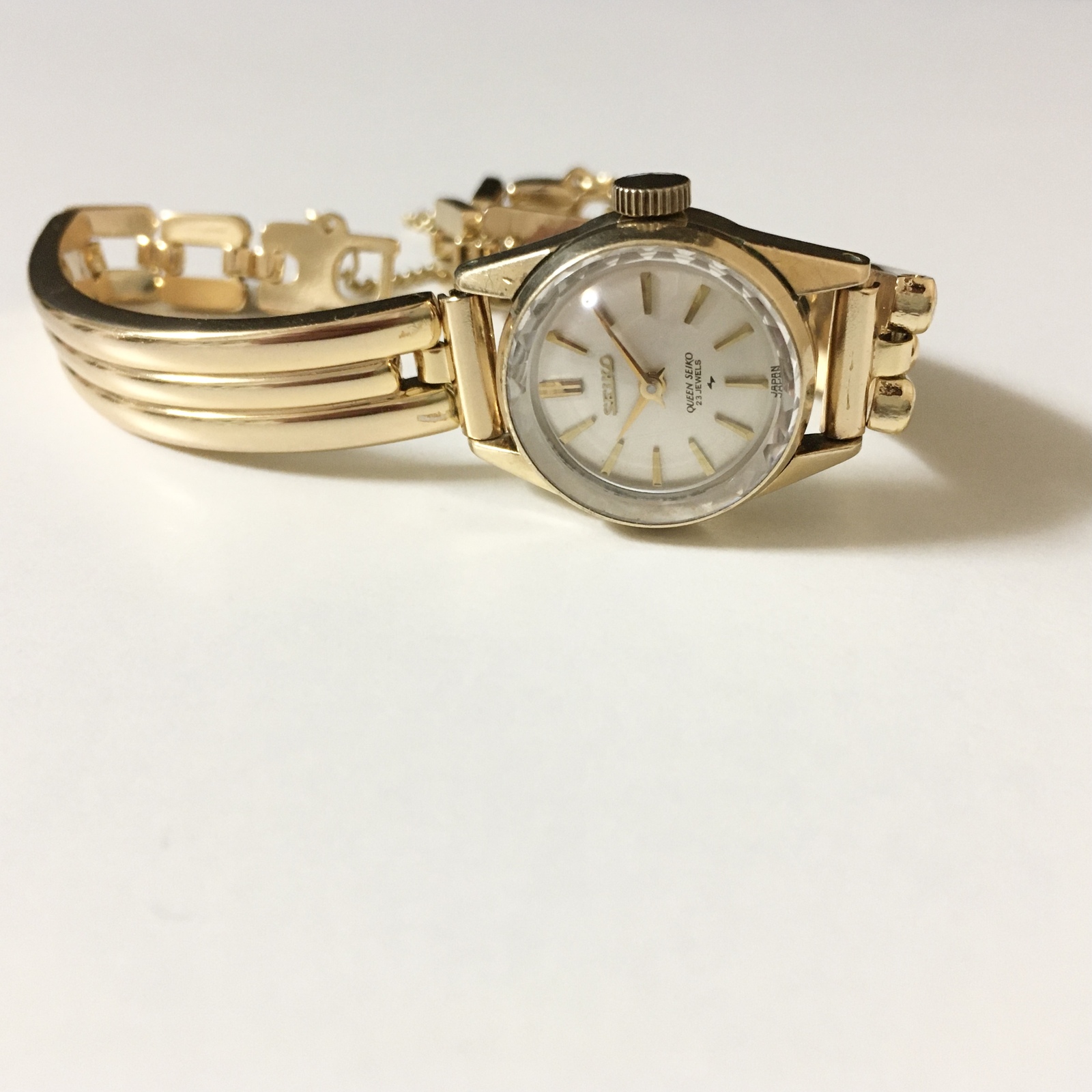 Queen Seiko23jewels