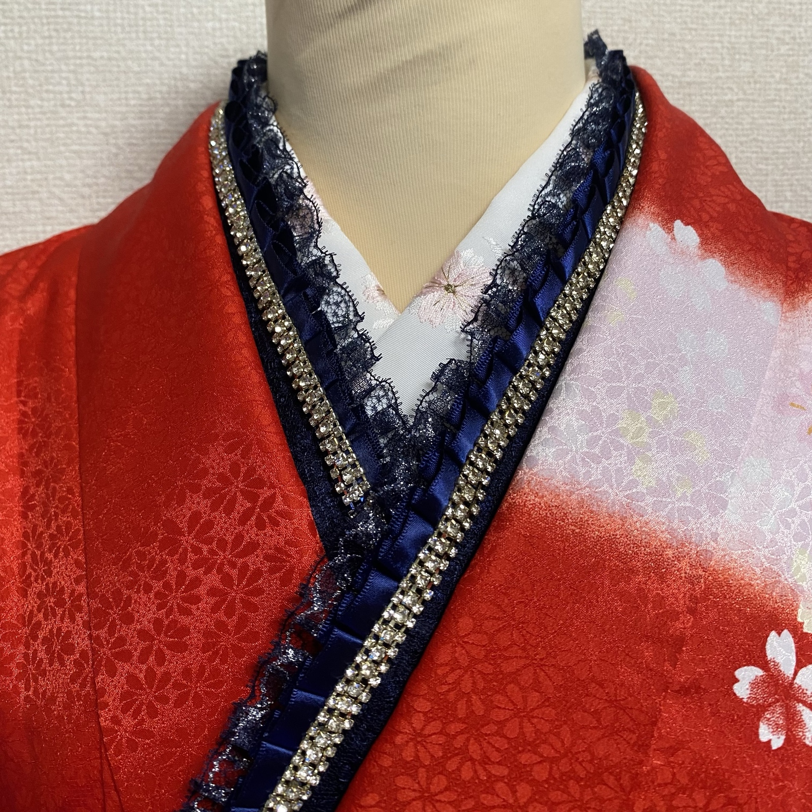 帯びリメイクコルセット  絹   成人式 帯びリメイクコルセット 絹 成人式 新作帯ベルト（ベルト付き