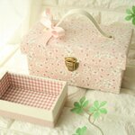 リバティ生地使用　ジョアンナ　いちごラテ　マネートランク　Sサイズ　貯金箱　小物入れ