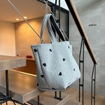 Sarah〈サラ〉のヌビのママバッグ（グレー＆ブラックハート）　