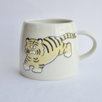 大きなトラのマグカップ　コーヒーカップ / 陶器 / トラ / 虎 