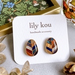 【ton1172様　オーダー】　木の葉の彩り　ピアス　イヤリング　秋