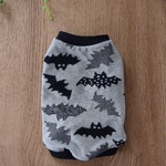 犬服　リバーシブルジャガードニットのコウモリ柄タンクトップ　ハロウィン