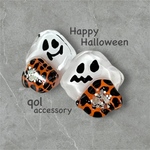 ハロウィン「ふんわりゴースト」　〜ちょっぴりおちゃめなHalloweenアクセ〜　イベント　おばけ　レジン　ピアス　イヤリング