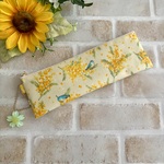 ラミネート ペタンコペンケース ミモザと鳥柄　お花のチャーム付き