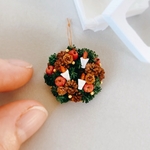 小さなクリスマスリース　モミとひめりんごとロウソク　1/12ミニチュア