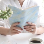 やさしい色のブックカバー　風光る　文庫本(A6)サイズ　こんぺいとうの森からの贈り物　ほぼ日手帳カバーにも◎