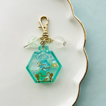 KOHAKUTO BOTTLE♡グリーン　　シャカシャカ　キーホルダー　レジン　アニマル　スイーツ　プレゼント　ミニチュア　フェイクスイーツ　琥珀糖　アニマル　うさぎ　緑　ボトル　こはく糖